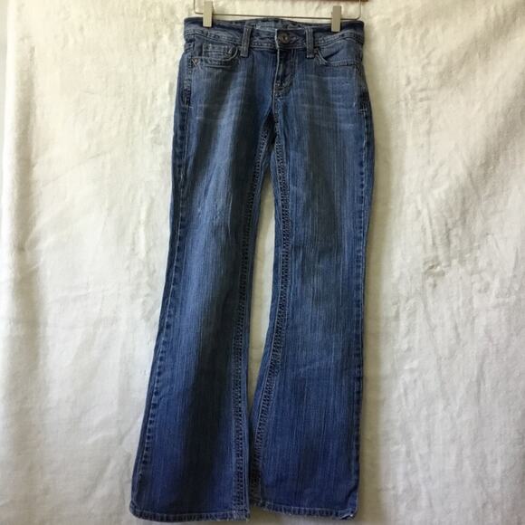 Aeropostale Light Blue Hailey Skinny Flare Jeans - Picture 2 of 16